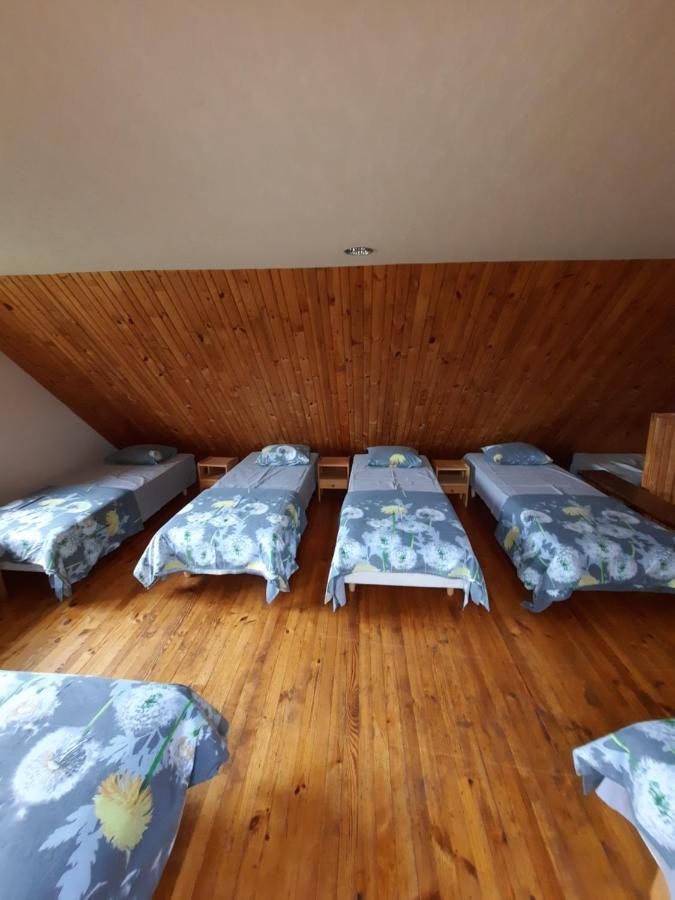 Jaun-Ievinas Hotell Rauna Exteriör bild