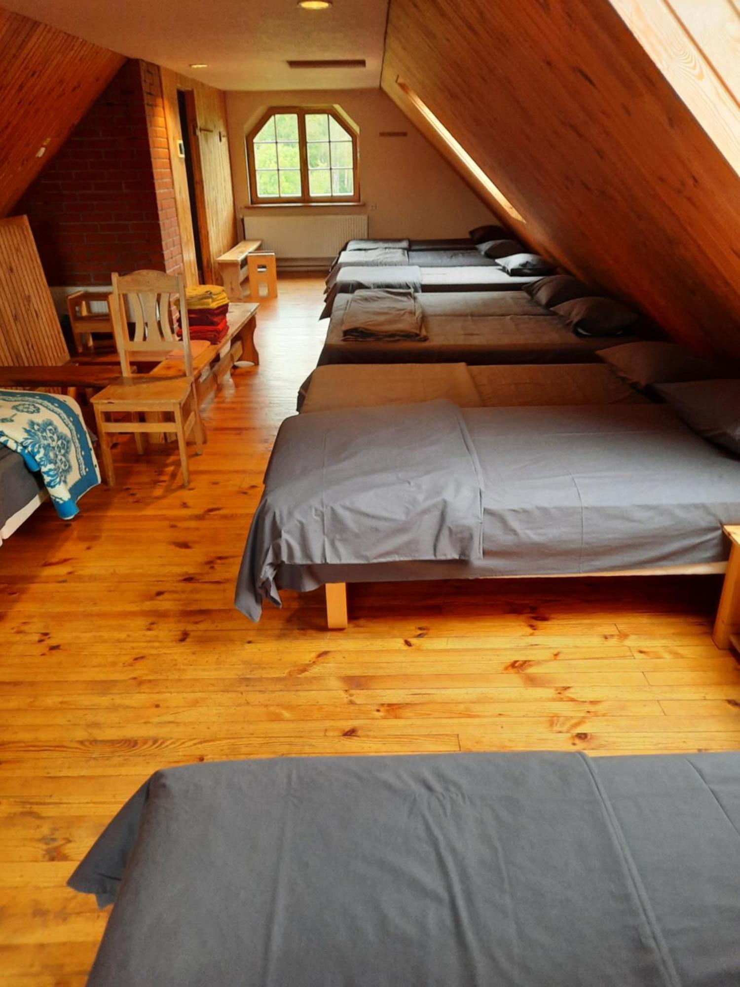Jaun-Ievinas Hotell Rauna Exteriör bild
