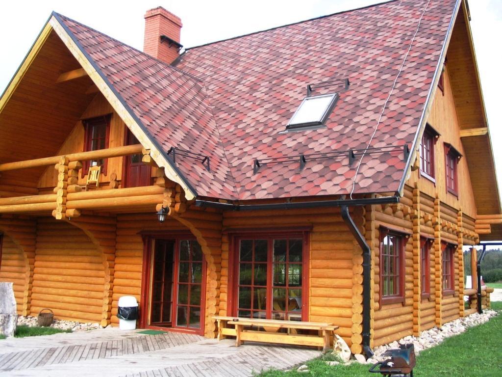 Jaun-Ievinas Hotell Rauna Exteriör bild