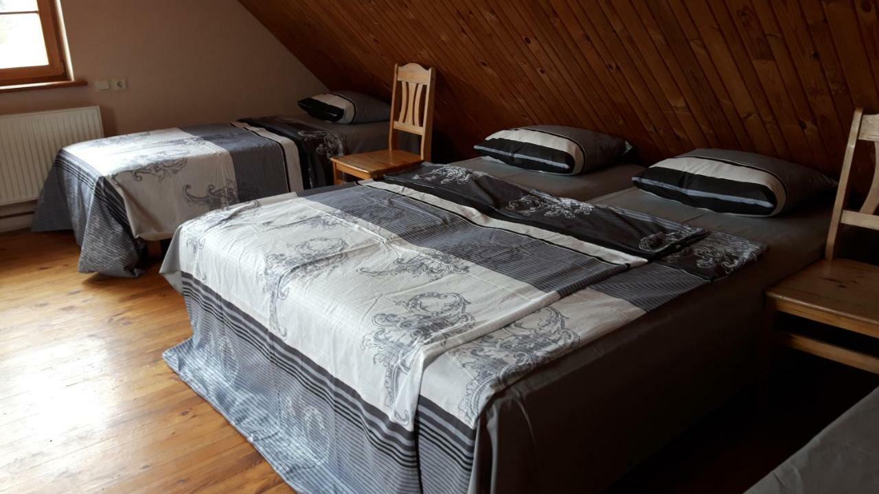 Jaun-Ievinas Hotell Rauna Exteriör bild