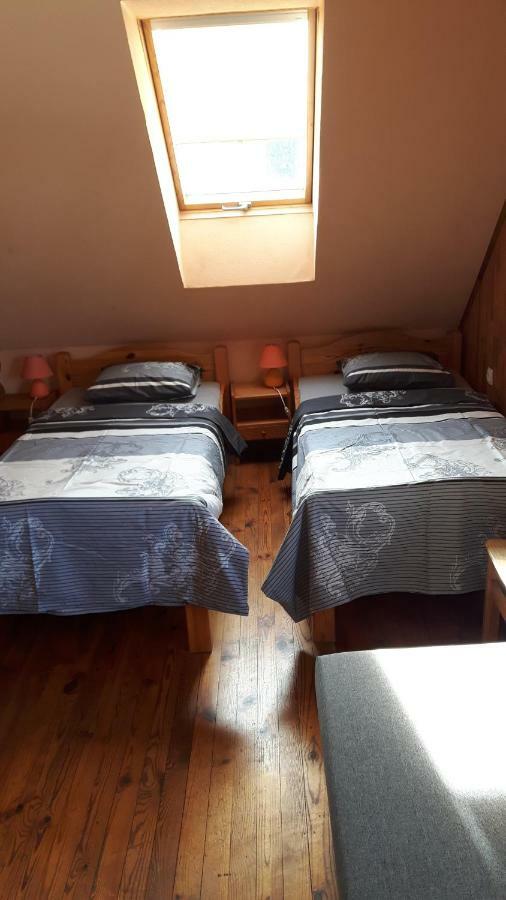 Jaun-Ievinas Hotell Rauna Exteriör bild