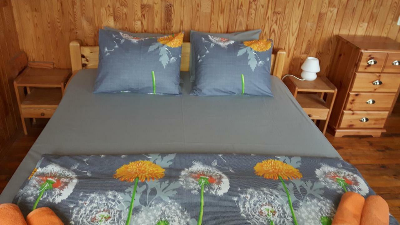 Jaun-Ievinas Hotell Rauna Exteriör bild